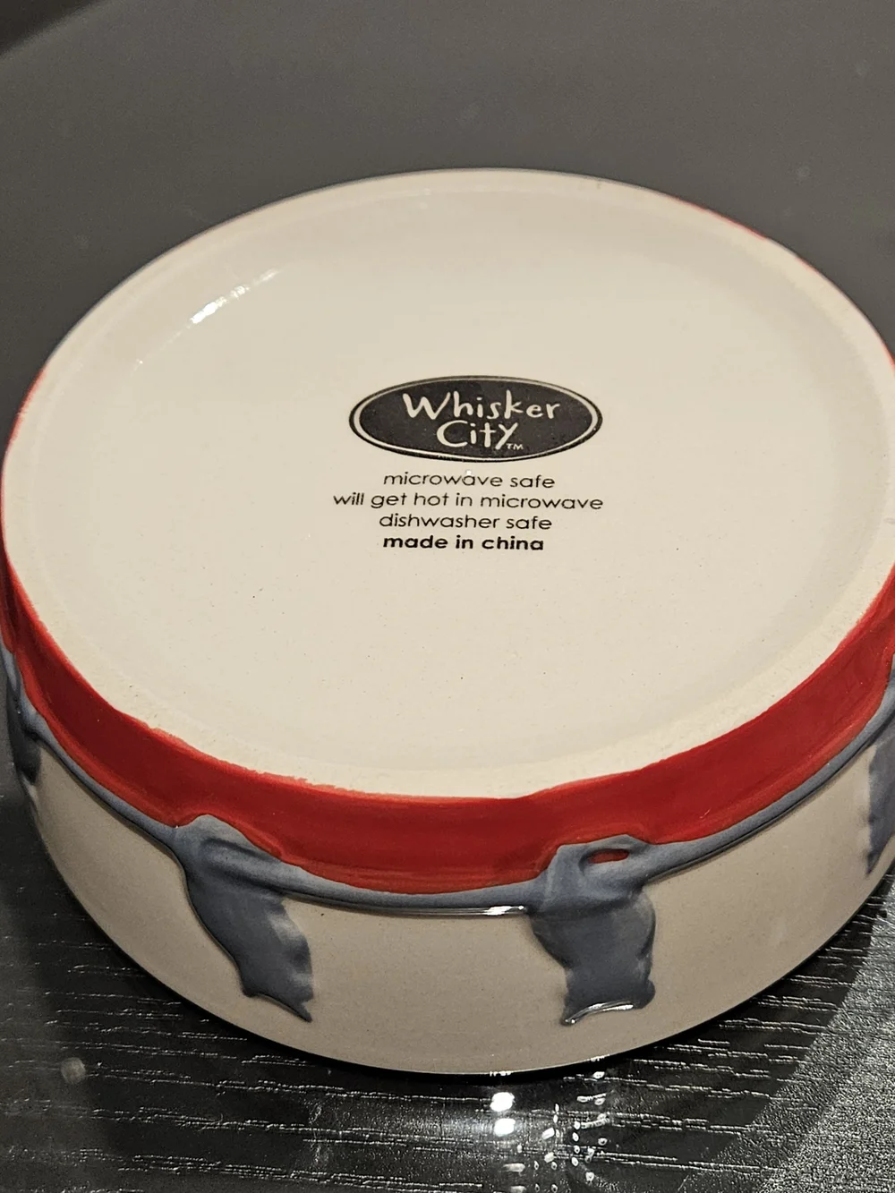 Cream Ceramic Cat Bowl with 'Meow' Text and Gray Cat Accents